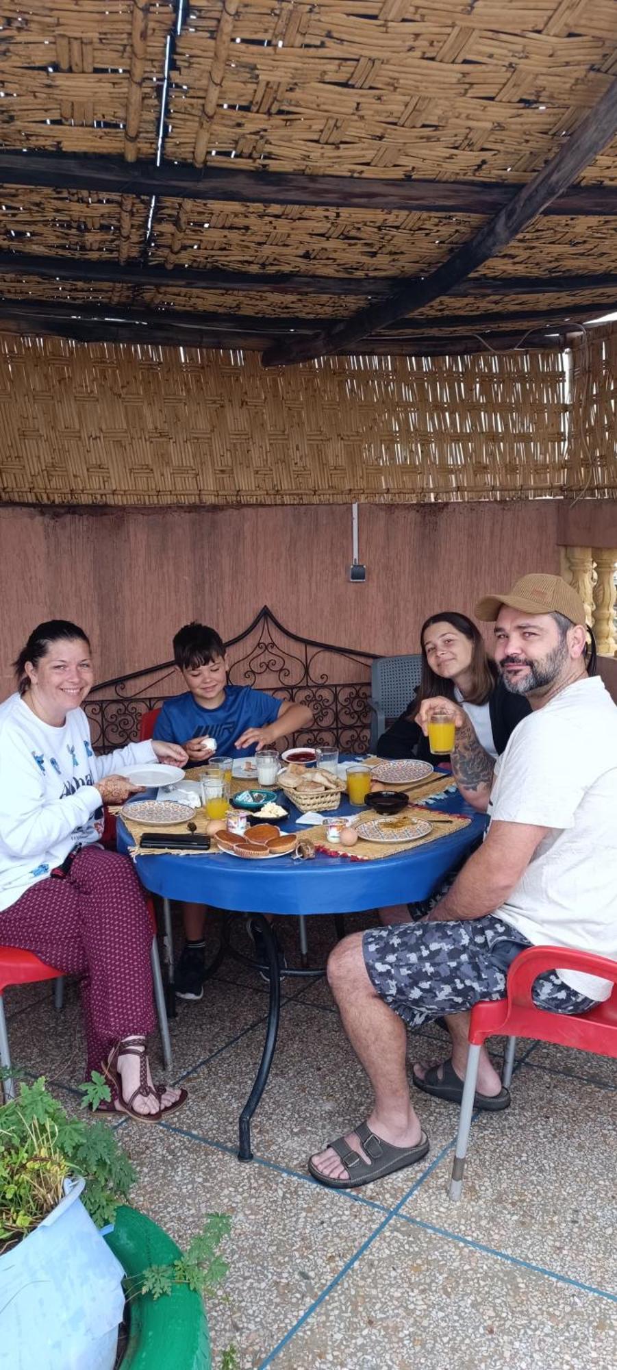 Afgo Hostel Tajda エクステリア 写真
